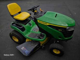 Johndeere riding lawnmower