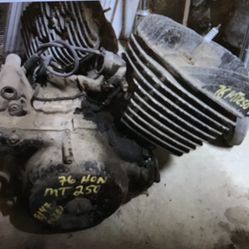 1976 Honda MT250 Motor Engine
