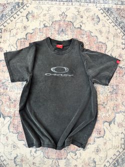 Crazy RARE vintage Oakley Software 90’s T-shirt