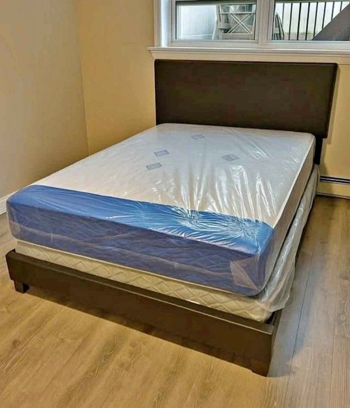 KING SIZE COMPLETE BED WITH FREE DELIVERY AT HOME 