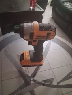 Dewalt drill cordless impact driver