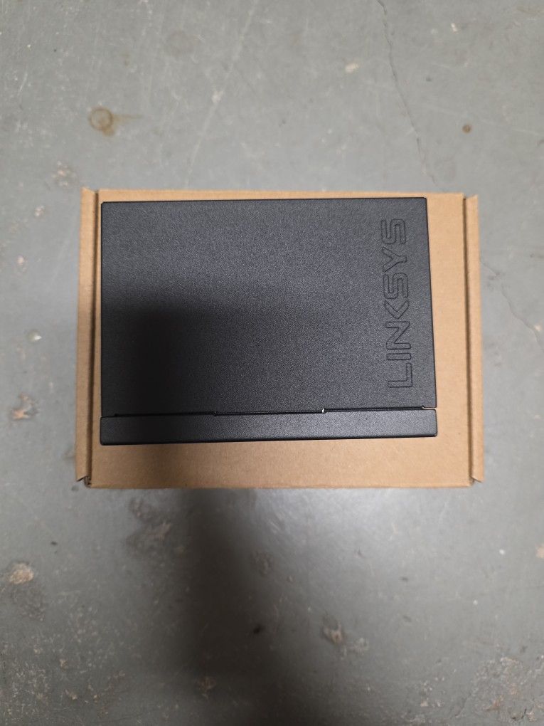 5 Port Gigabit Ethernet switch