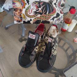 Brand New Still In The Box Size 11