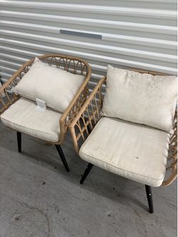 Outdoor seating set of 2