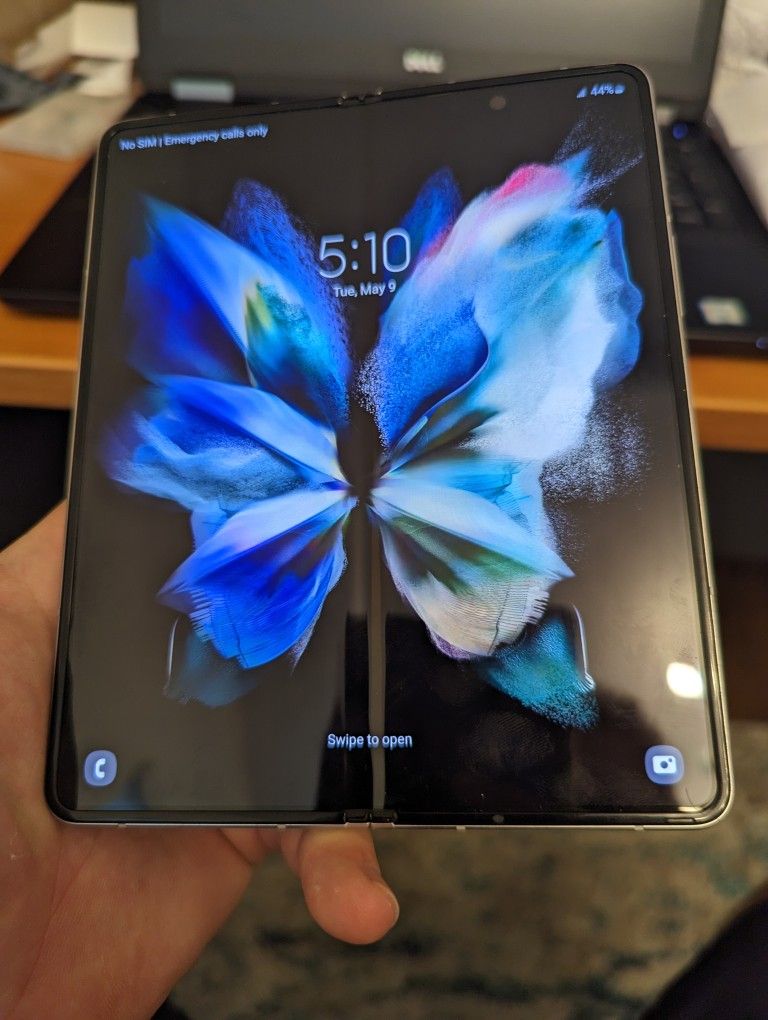 Tmobile/metro pcs Samsung Galaxy Z Fold 3 5g 256gb 12gb Ram for Sale in