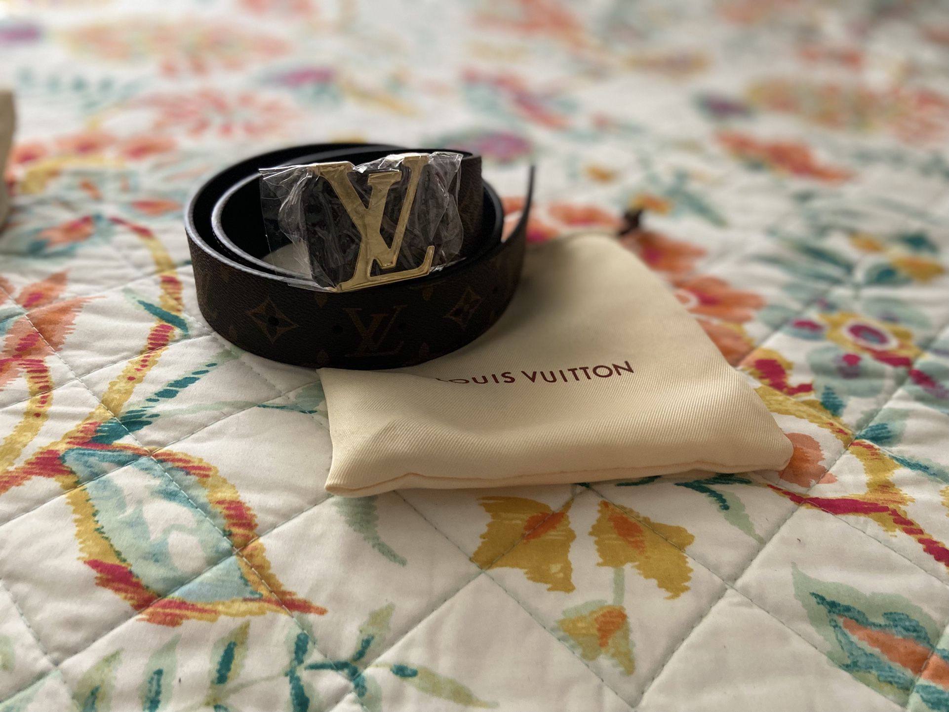 Brown Louis Vuitton Initiales Belt – 40MM Reversible – Size 34 – Brand New
