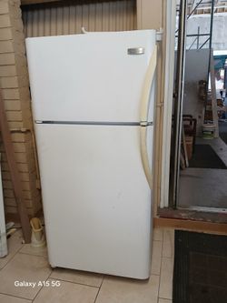 Frigidaire fridge
