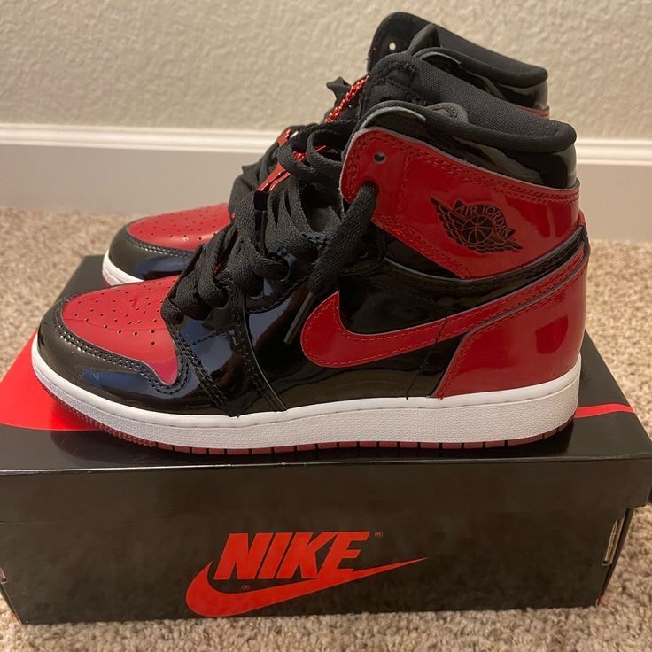Air Jordan 1 Patent Bread Size 8M