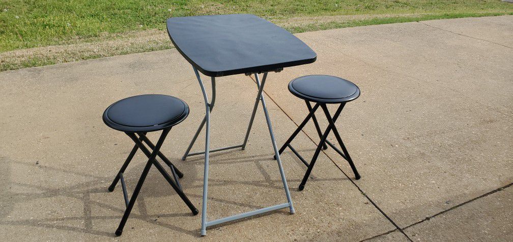 Lightweight Folding Table & Barstool Set