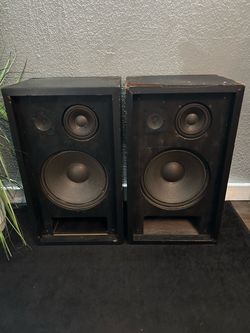 Vintage 3-Way Floor Speakers Pair