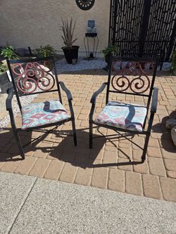 Outdoor Metal Patio Chairs with Cushions – Set of 2