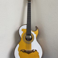 Longhorn Guitar 