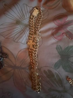 Selling jewelry
