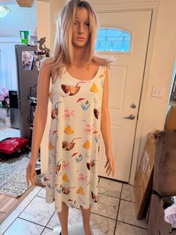 New Women’s Beautiful summer dress size medium