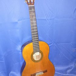 1970s Yamaha C-300 Classic Acoustic Guitar