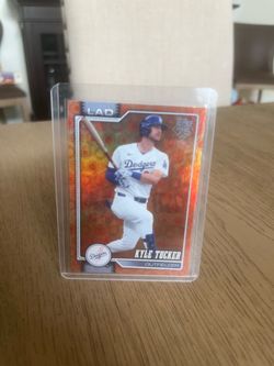 2026 Topps Series 2 Orange "SUN" Holo Foil Parallel #368 Kyle Tucker