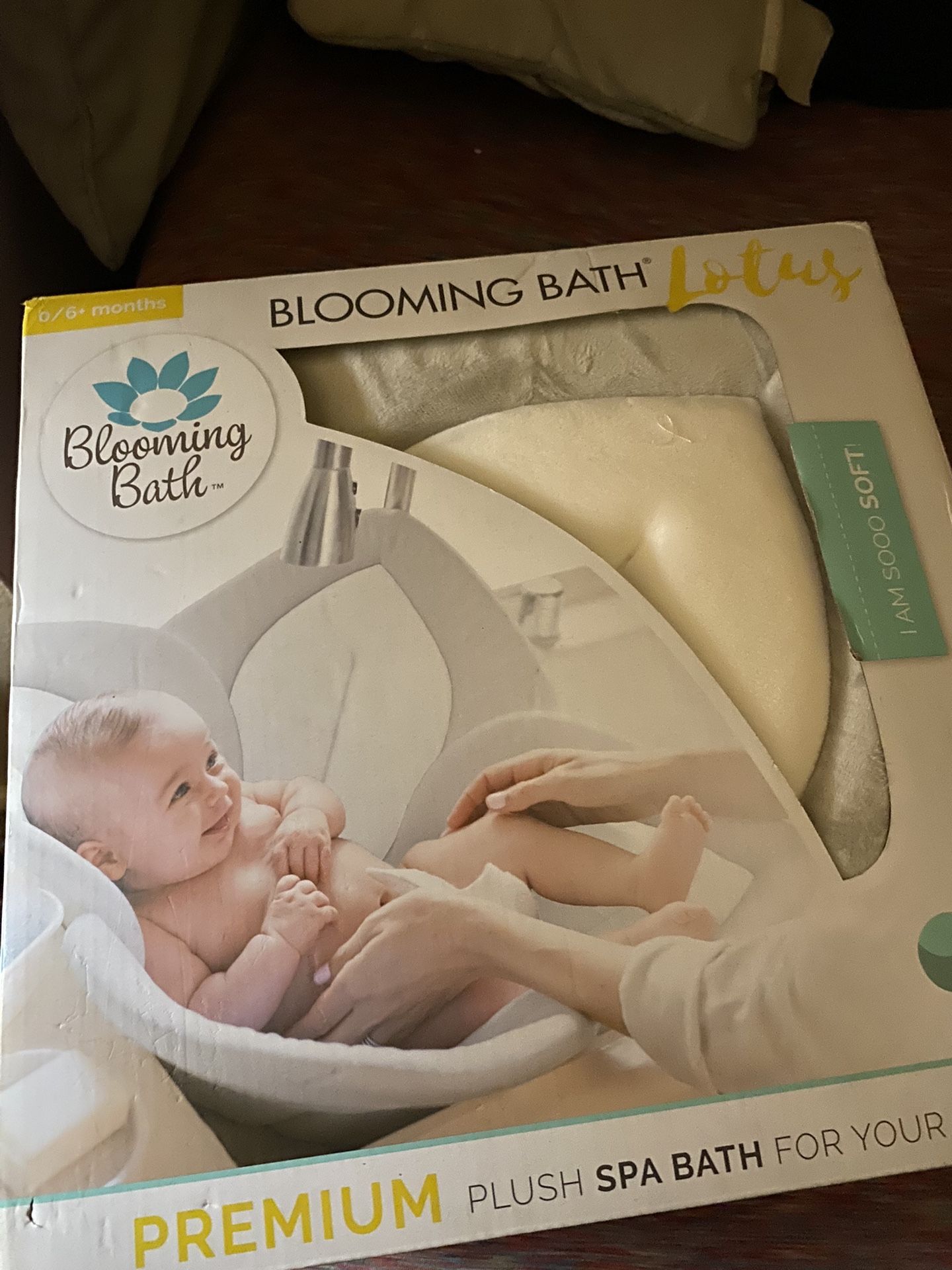 Blooming Bath Lotus