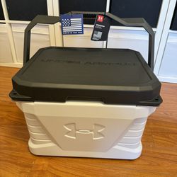 【Brand New | Ori Price: $199.99 | Perfect Gift】Under Armour Sideline 20 qt Hard Cooler by Thermos White NWT MADE IN USA