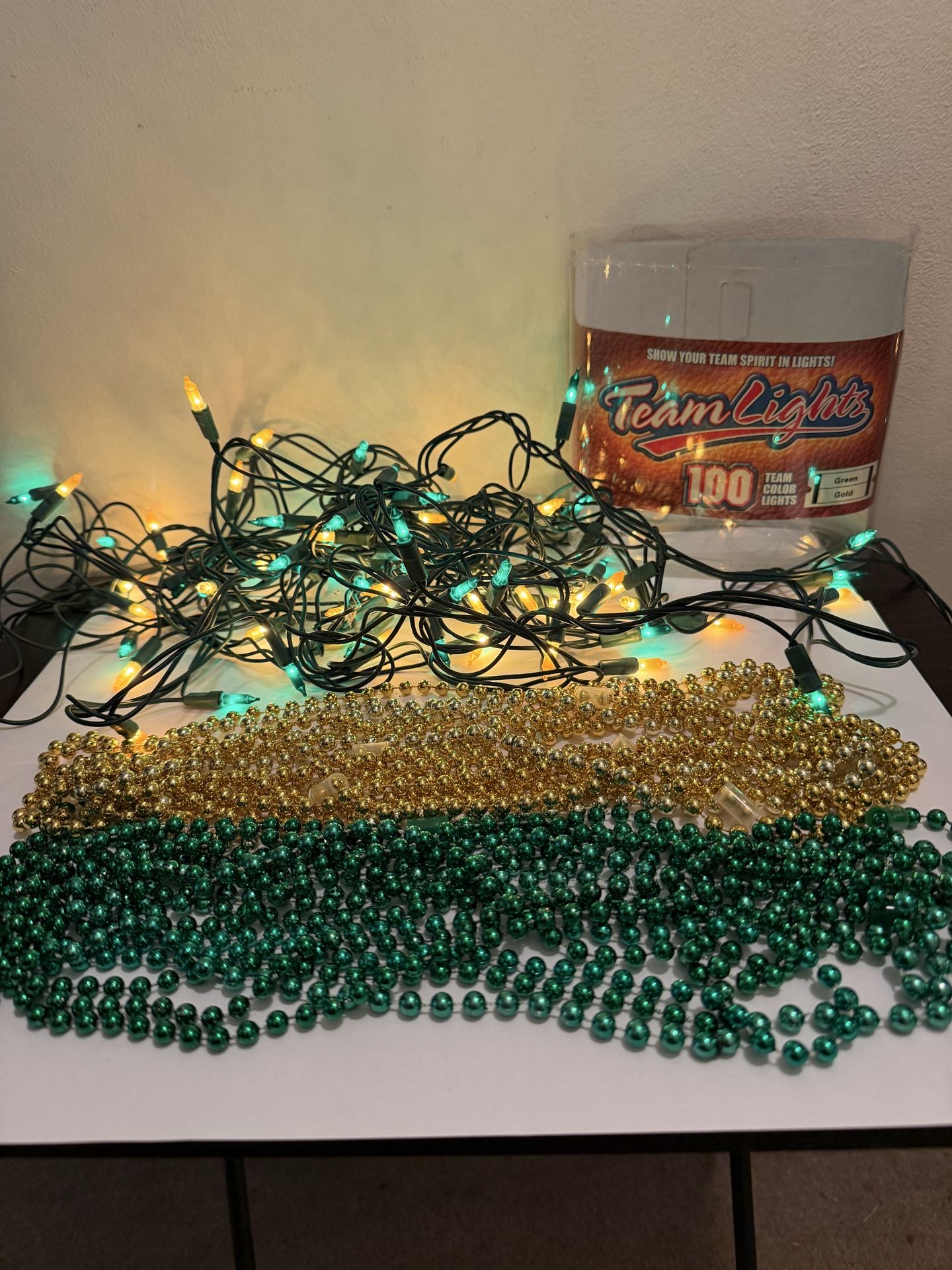 Team Lights ( Green & Gold) with beads to match