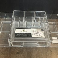 Makeup organizer