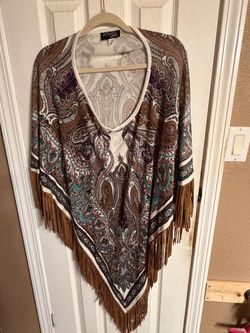 Attitudes by Renee Paisley Fringe Poncho