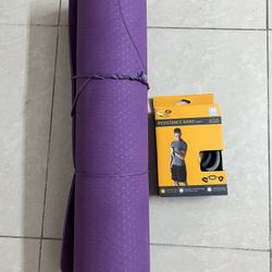 Hinge Health Purple Yoga Mat And Resistance Band