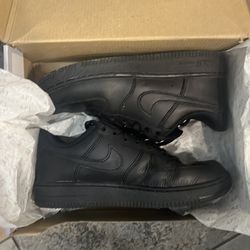 Nike, black Air Force size 3