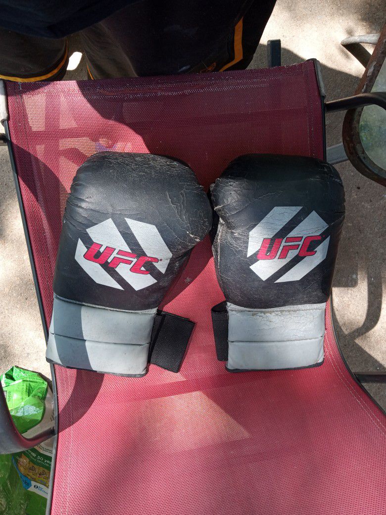 UFC 16 I Gloves 