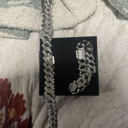 Moissanite Diamond Chain And Brace