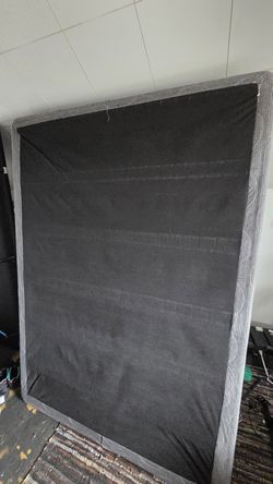 Twin XL box spring mattress free
