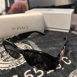 Unisex Versace Luxury sunglasses