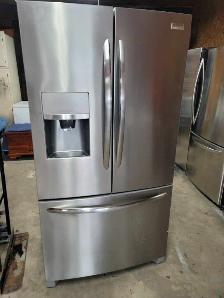 REFRIGERATOR