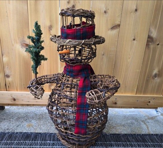 27" Snowman