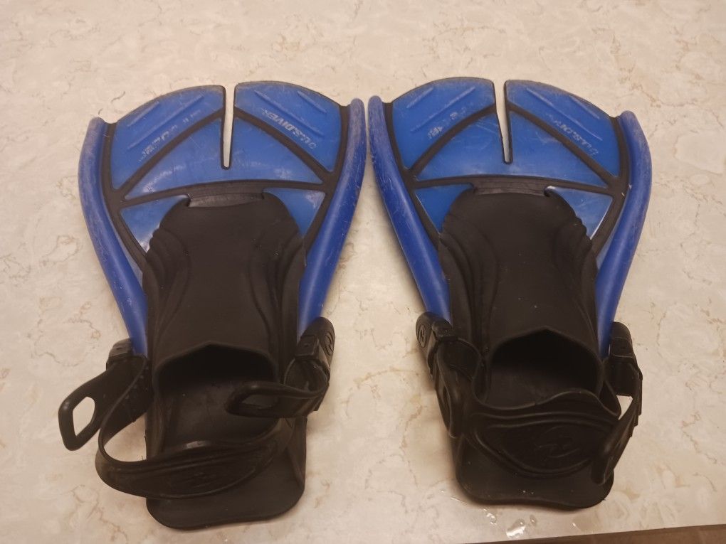 Youth Swim Fins – $10