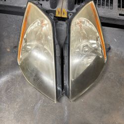 Nissan 350z OEM Headlight 