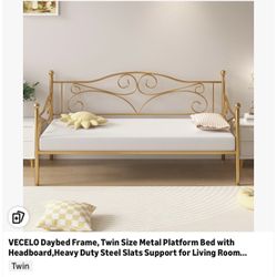 Twin Size Daybed