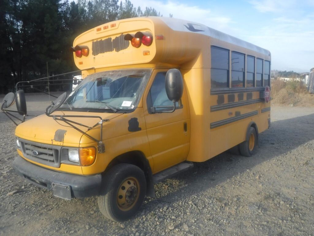 2006 School Bus Schoolie hippie van