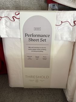 Queen sheet set