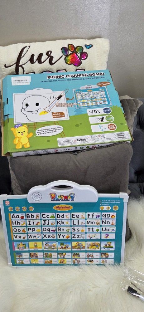 PHONICS  LEARNING  BOARD $10 EACH  3 AVAILABLE 