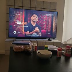 Samsung Crystal 4k UHD 55" For Sale