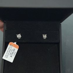 Never Worn Princess Cut Diamond Solitaire Stud Earrings 