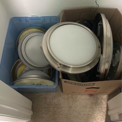 Light Fixtures 25 Each 