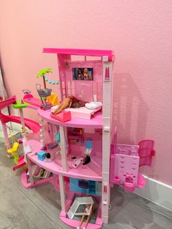 Barbie house and accessories