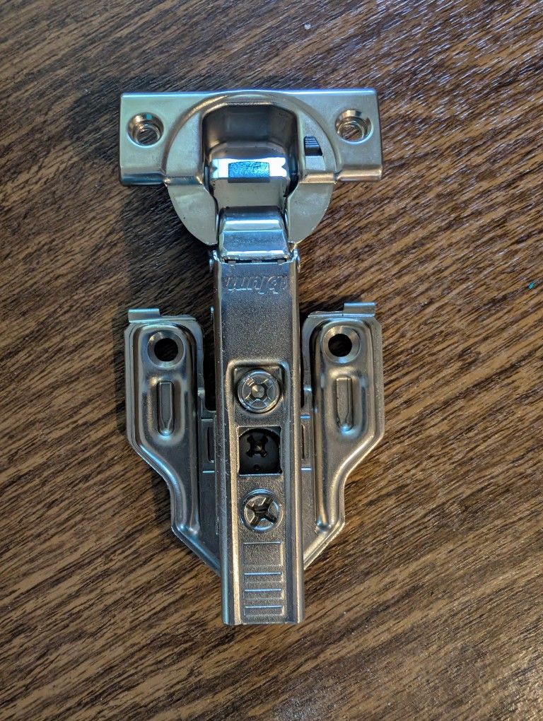 8 Cabinet Hinges