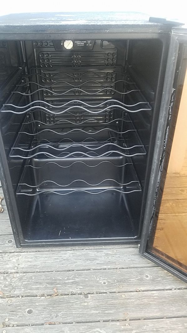 vissani wine cooler for Sale in Kent, WA - OfferUp