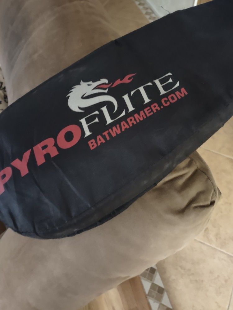 Pyroflite Bat Warmer