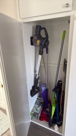 Compact Light Vacuum