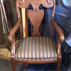  Vintage  Queen Ann Style  Armchair 