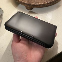 Nintendo 3DS XL