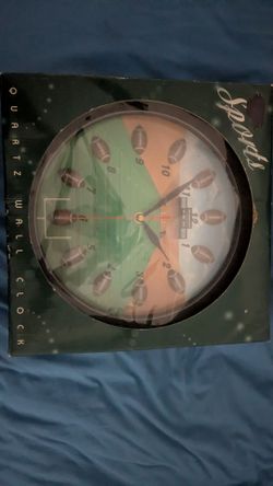 Clock Sports Vintage Quartz Football Wall Clock 3D Sports New in Box, NEED IT GONE TODAY